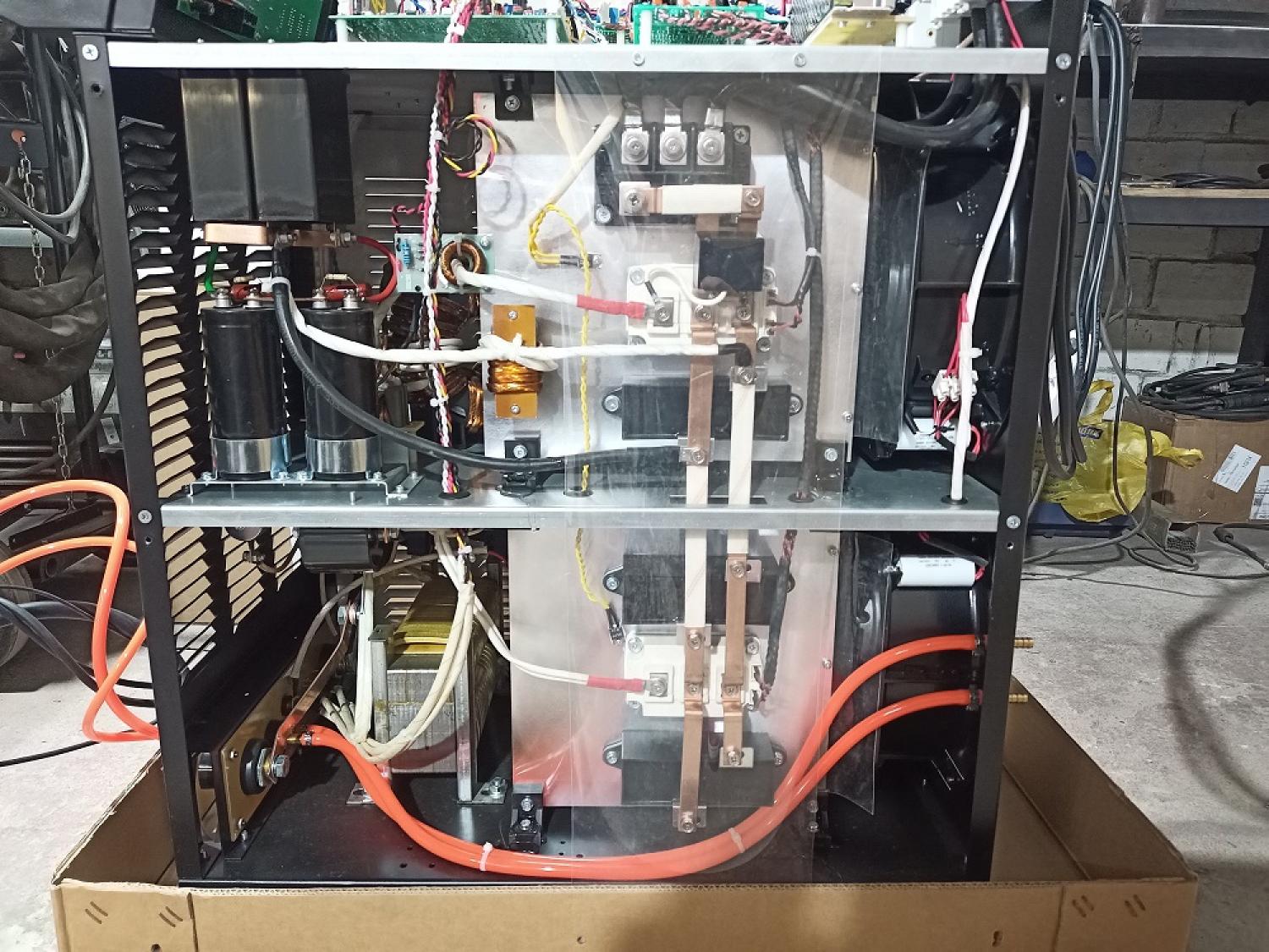 TRITON CUT 200 HF W (TR300)